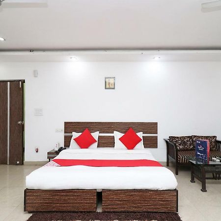 Oyo 10257 Hotel Lotus Park Gurgaon Exterior foto